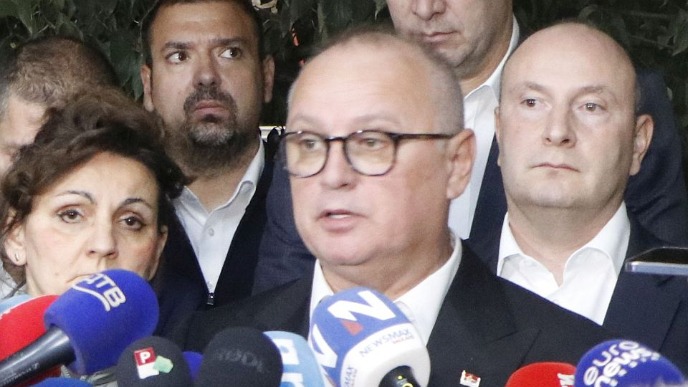 Kontrola Vesićeve imovine